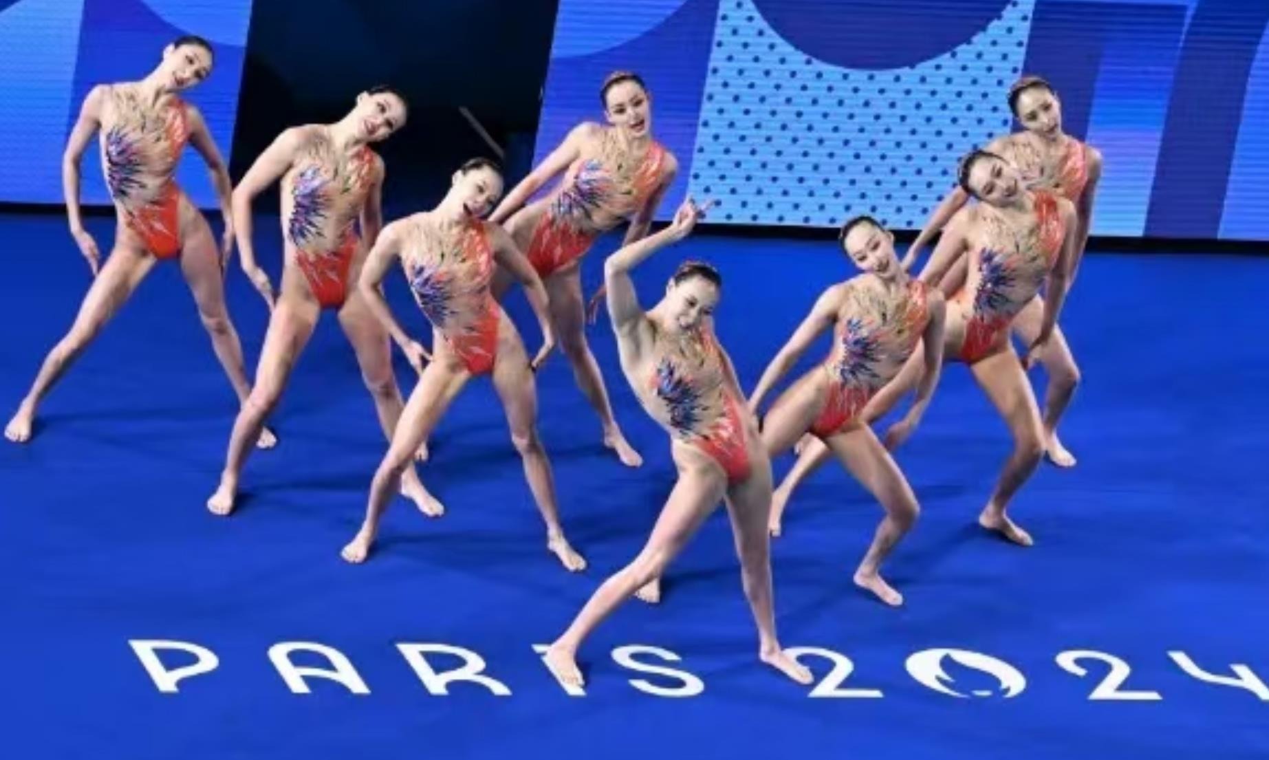 NBA杯战报：卡斯尔30分10板6助，马刺132-119击败湖人